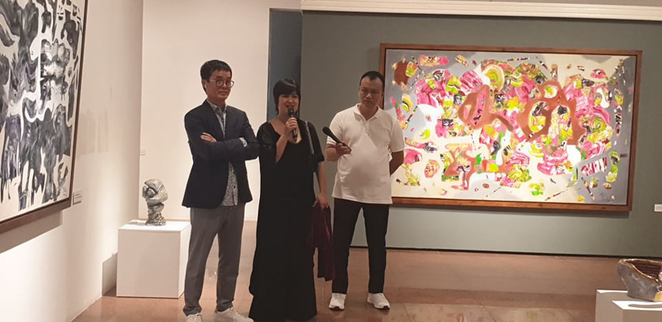 Khai mạc triển lãm tranh và điêu khắc "Người bay và giấc mơ siêu thực" của họa sĩ Đinh Phong